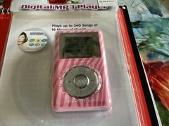 Cyber Gear Digital MP3 Player Voice Recorder + Bundled Items 2007 New Sealed!