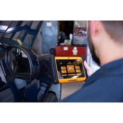 GEARWRENCH 7 in. OBD2 Wireless Bi-Directional Diagnostic Scanner Tablet w/ Case