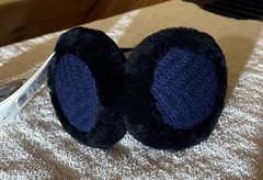 UGG WIRED EARMUFFS TEXTURED KNIT NAVY & BLACK NEW IN BOX WITH TAGS