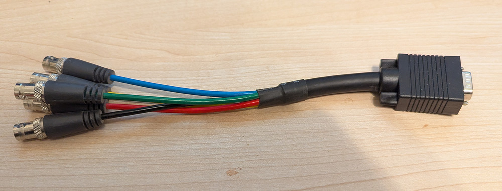 1 foot HD15 VGA Male to 5-BNC RGBHV Female connector cable