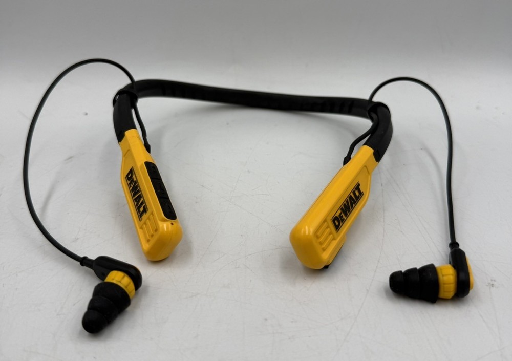 DEWALT JOBSITE PRO WIRELESS NECKBAND EARPHONES BLUETOOTH (CP2022775)
