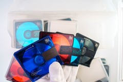 Sony 33-Disc Color Minidisc Lot Red Blue Green Black Case [USED]