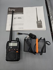 ICOM IC-R5 Wideband Scanner Receiver 0.15-1310MHz NO GAPS JP. antenna inluded