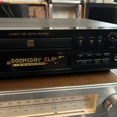 Pioneer PDR-609 CD Player Compact Disc Digital Recorder CD-RW NO Remote TESTED