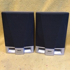 2 RCA Bass Reflex RS2600 Speakers Power 10W 13x9x6 Tested Works Great Sound EUC