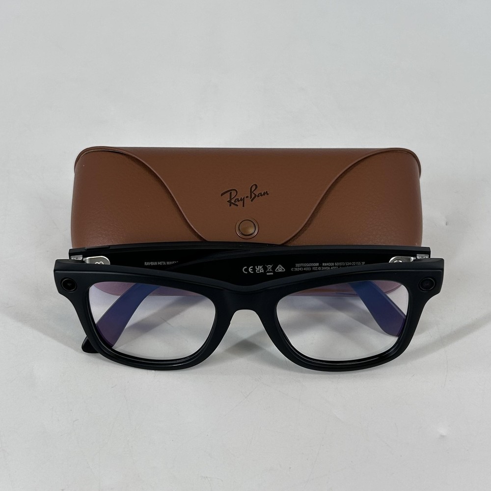 Ray-Ban Meta Wayfarer (Gen 1) Matte Black/Clear to Graphite Green Lens-Excellent