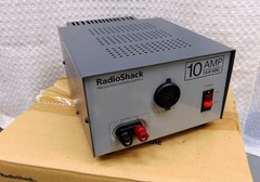Radio Shack 22-506 12VDC 13.8VDC 10Amp Linear Power Supply NEW IN BOX w/ manual