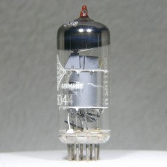 Telefunken EF804 O-Getter Silver Plate Painted Tip Diamond Mark on Bottom Strong