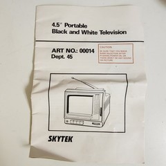 Vintage SKYTEK 4.5″ Mini Portable Black & White Television 80s For Parts Repair