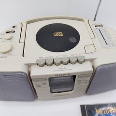 Sony CFD-21 AM/FM Radio Mega Bass CD Player Boombox Tested CD Yes, Tape No