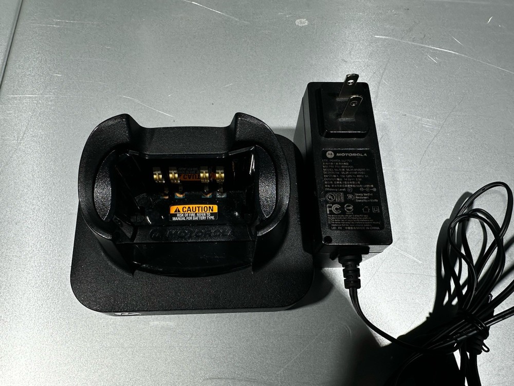 Motorola Impres 2 Adaptive Charger PMPN4135A With Power Supply