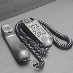 Vintage RadioShack 43-3201 Compact Fashion Phone W/ Flash Pause & Redial