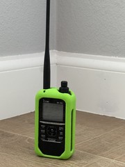 ICOM ID-50 Handy Soft Case, High Vis Green Textured
