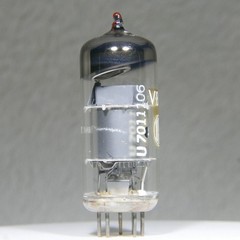 Telefunken EF804 O-Getter Silver Plate Painted Tip Diamond Mark on Bottom Strong