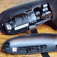 HTC Vive Cosmos Controllers Set – Left & Right – OEM – Tested 2Q3Z200 / 2Q3Z100