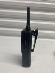 Kenwood TK-3180-K UHF FM Tranceiver w/ Antenna + Battery + Charger + Microphone