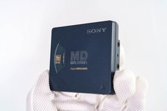 Sony MZ-E55 MD Minidisc Walkman (Midnight Blue/Black) [DEMO / PLAYS]