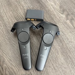 HTC Vive VR Headset And Controllers Deluxe Audio Strap W/Linkbox