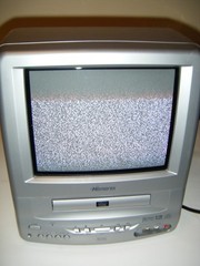 Vintage 2003 Memorex MVD2009CB Portable 9″ CRT Color TV/DVD Combo