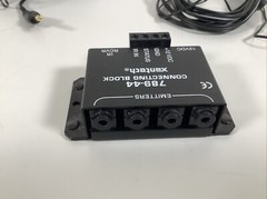 Xantech 789-44 Connecting Block with 2 Emitters – No Power Supply –