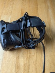 HTC Vive Virtual Reality Headset System 1st Generation – Black