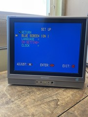 Vintage Sharp Aquos LC-13S1U-S – 13 LCD Portable TV