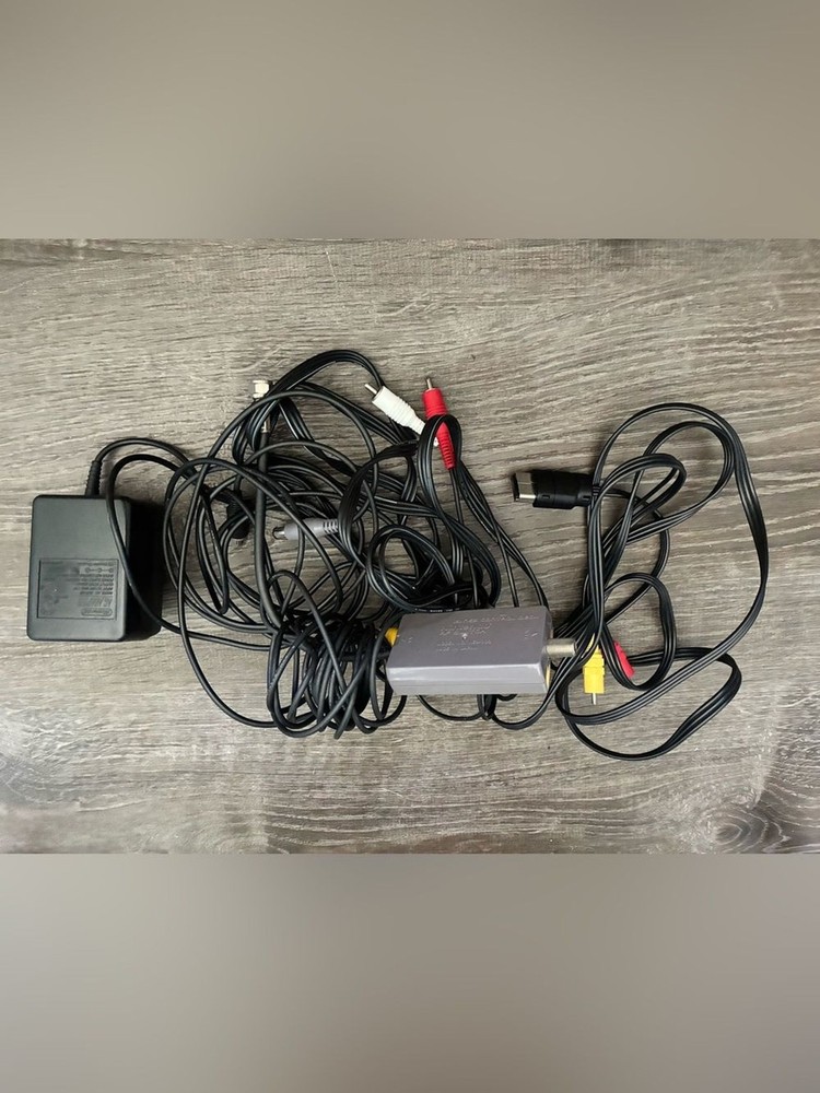 Super Nintendo Power Cable and TV connection Bundle Video Game Console UNTESTED