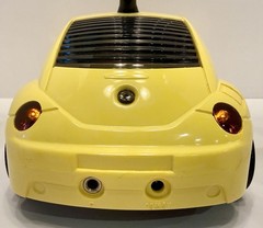 King America Volkswagen Beetle Vintage AM/FM Radio Yellow Working