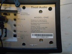 VINTAGE TIVOLI AUDIO WOODGRAIN TABLE TOP AM/FM RADIO 2000’S