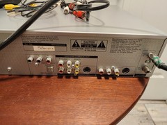 Panasonic DMR-ES35V DVD/VCR Combo Recorder with remote