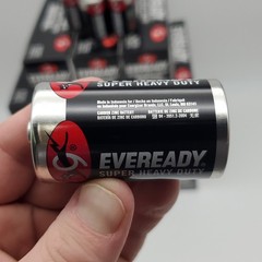 Eveready D Batteries Super Heavy Duty Carbon Zinc 1.5V 1250 R20 Case of 48