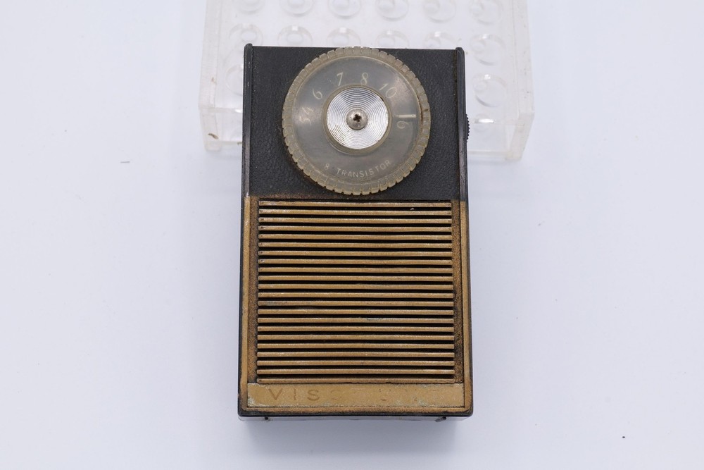 VIS Model 832 8 Transistor AM Radio Hong Kong Parts