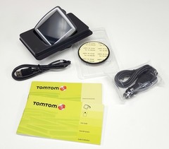 TomTom One 130S GPS System Portable 3.5″ COMPLETE Text to Speech