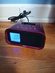 Ihome Ih22 Ipod Iphone Speaker Charger Alarm Clock Pink