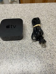Apple TV 4K A2169 32GB (2nd Gen 4K) Media Streamer Tested W/ Remote