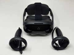 HTC Vive Focus 3 128GB 99HASY010-00 with 2 Controllers Black Open Box