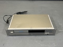 Denon DN-600F Professional Rackmount Compact Disc CD Player Rack Pitch Control