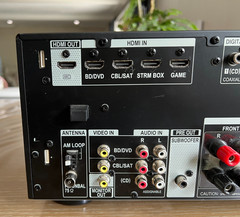 Pioneer VSX-532 5.1 AV Receiver/ No Remote/ Powers ON- Read Description