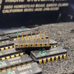 (20pcs) 13182 VINTAGE 70’S GOLD IC AMERICAN MICRO Main Frequency Divider $99