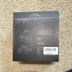 Smartphone VR Headset Black 6.0in Max, 100° FOV, Bluetooth, Gyro, IPD