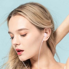 3.5mm Wired Earbuds with Microphone Stereo In-Ear Headphones for Phone MP3
