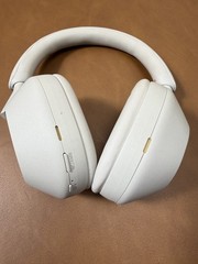 Sony WH-1000XM5 Noise-Canceling Wireless Over-Ear Headphones (Silver) Excellent