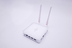 UGOOS AM7 TV BOX Android 11 Amlogic S905X4 DDR4 4GB RAM 32GB ROM WiFi6 1000M