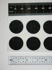 16 FELT DISC 3/4 IN (19mm) INCH DIA 1/16 (1.5mm) HIGH BLACK DOT PAD CIRCLE FEET