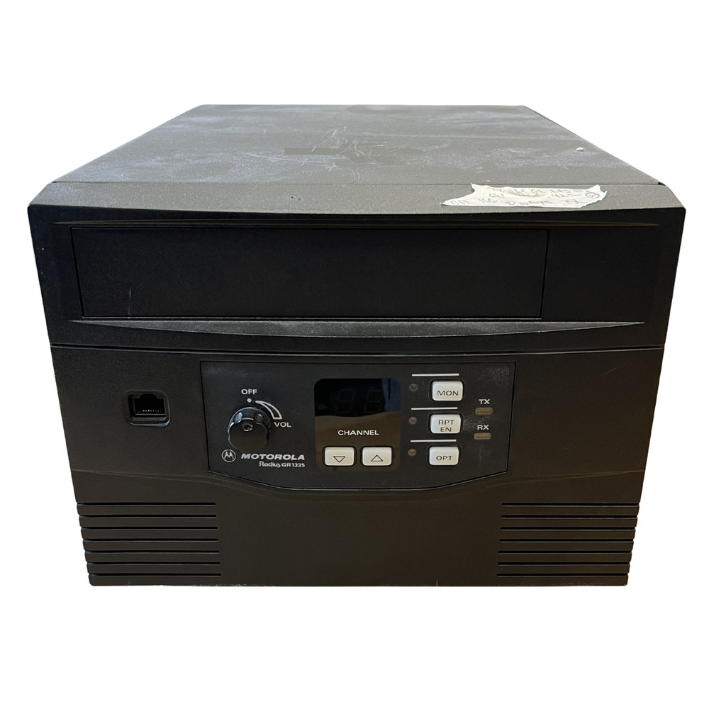 Motorola GR1225 UHF 450-470MHz Repeater – No Duplexer – ***FOR PARTS / AS IS***