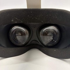 Oculus Quest 2 128GB Standalone All-in-One VR Headset KW49CM