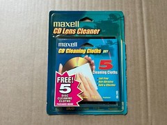 Maxell CD-340 CD Lens Cleaner w/CD-295 Cleaning Clothes for Compact Disc, DVD