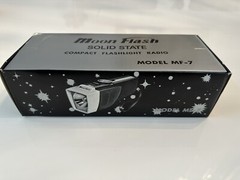 VINTAGE Moon Flash MF-7 Solid State Compact Flashlight AM Radio *NEW OLD STOCK