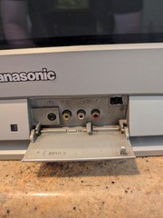 Panasonic Tau CT-20SL14J 20″ CRT TV Flat Screen Retro Gaming A/V Component Input