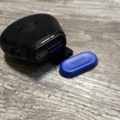 Somewear SWL-1 GPS Tracking Device Emergency SOS Black Blue MPN SWL-1